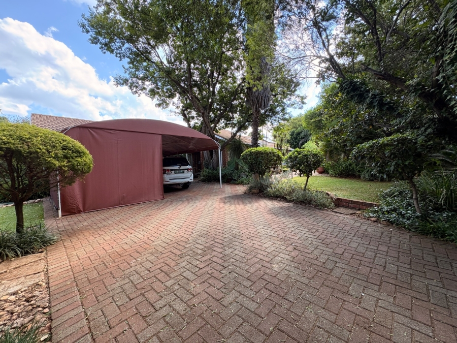 3 Bedroom Property for Sale in Doringkruin North West